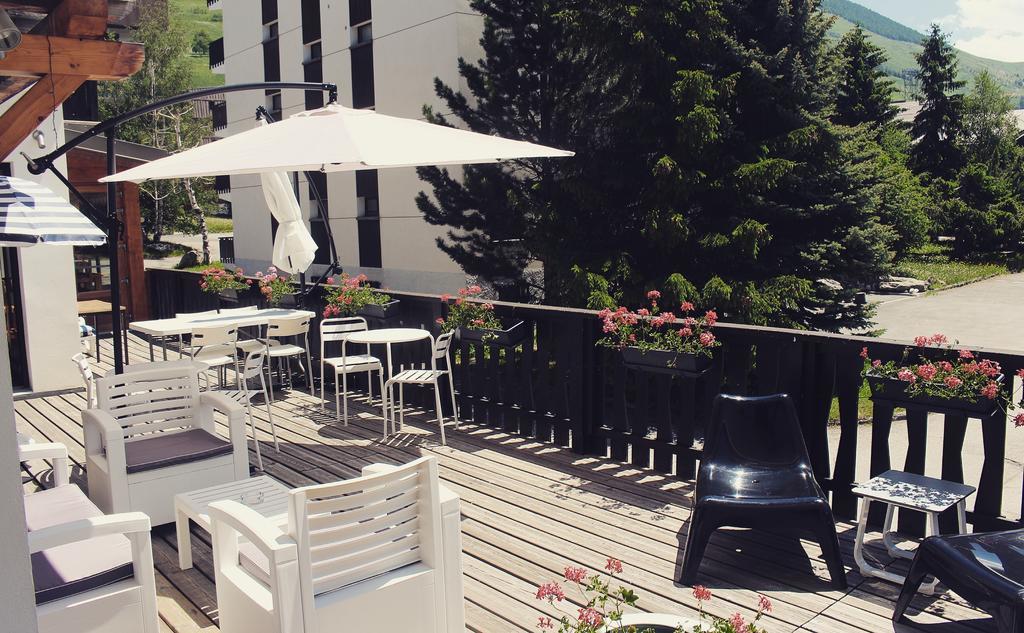 Hotel De La Valentin เลส์เดอซาลป์ ภายนอก รูปภาพ